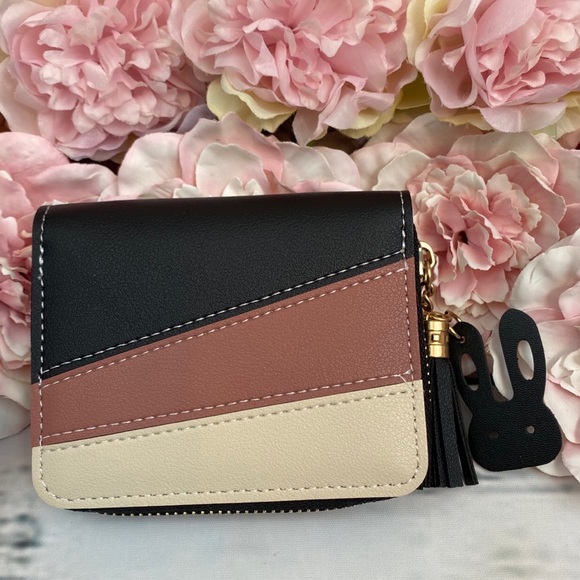 Vegan Leather Pink Cream & Black Coin Purse Wallet - Picture 3 of 12